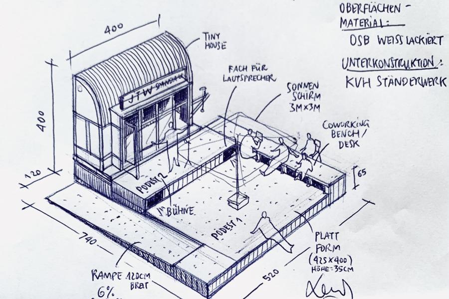 Skizze des Stadttheaters Bleistiftzeichnung eine kleinen flachen Häuschens, dessen Dach abgerundet ist. Eine Glasfront ist in Richtung Bühnenfläche ausgerichtet.