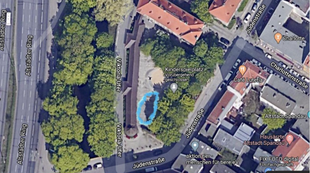 Ein Lageplan auf dem der Ort des Stadttheaters blau markiert ist