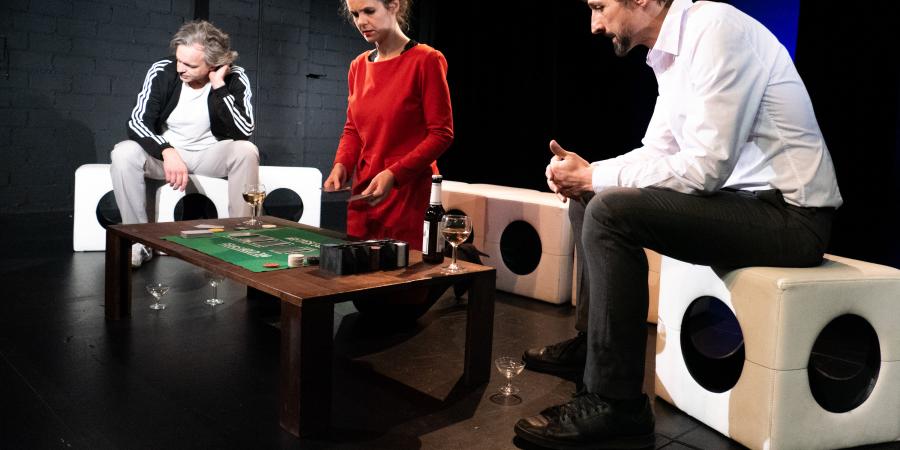 ALL IN ODER SIE LÜGEN, v.l.n.r. Felix Theissen, Samira Julia Calder, Thomas Georgi 